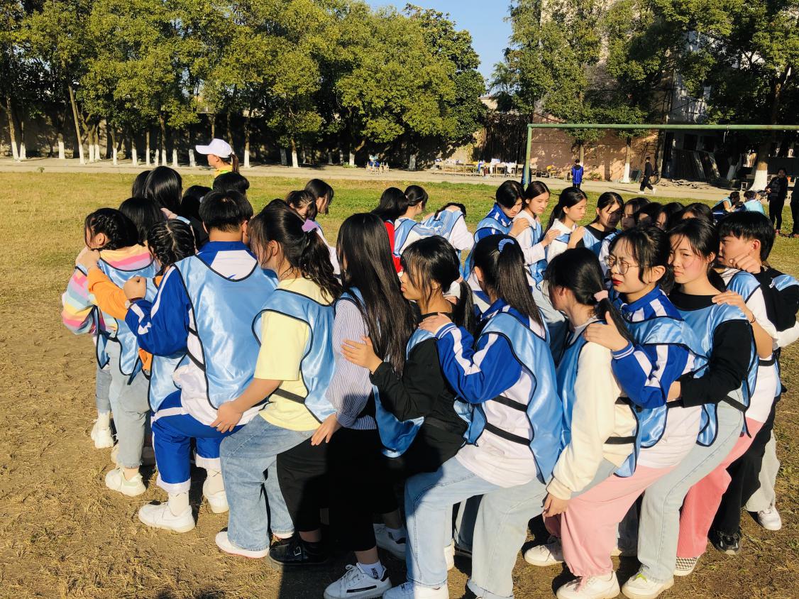 熱烈祝賀南昌向遠軌道技術(shù)學校第五屆趣味運動會順利召開