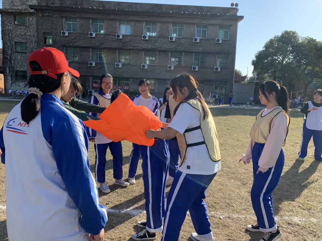 熱烈祝賀南昌向遠軌道技術(shù)學校第五屆趣味運動會順利召開